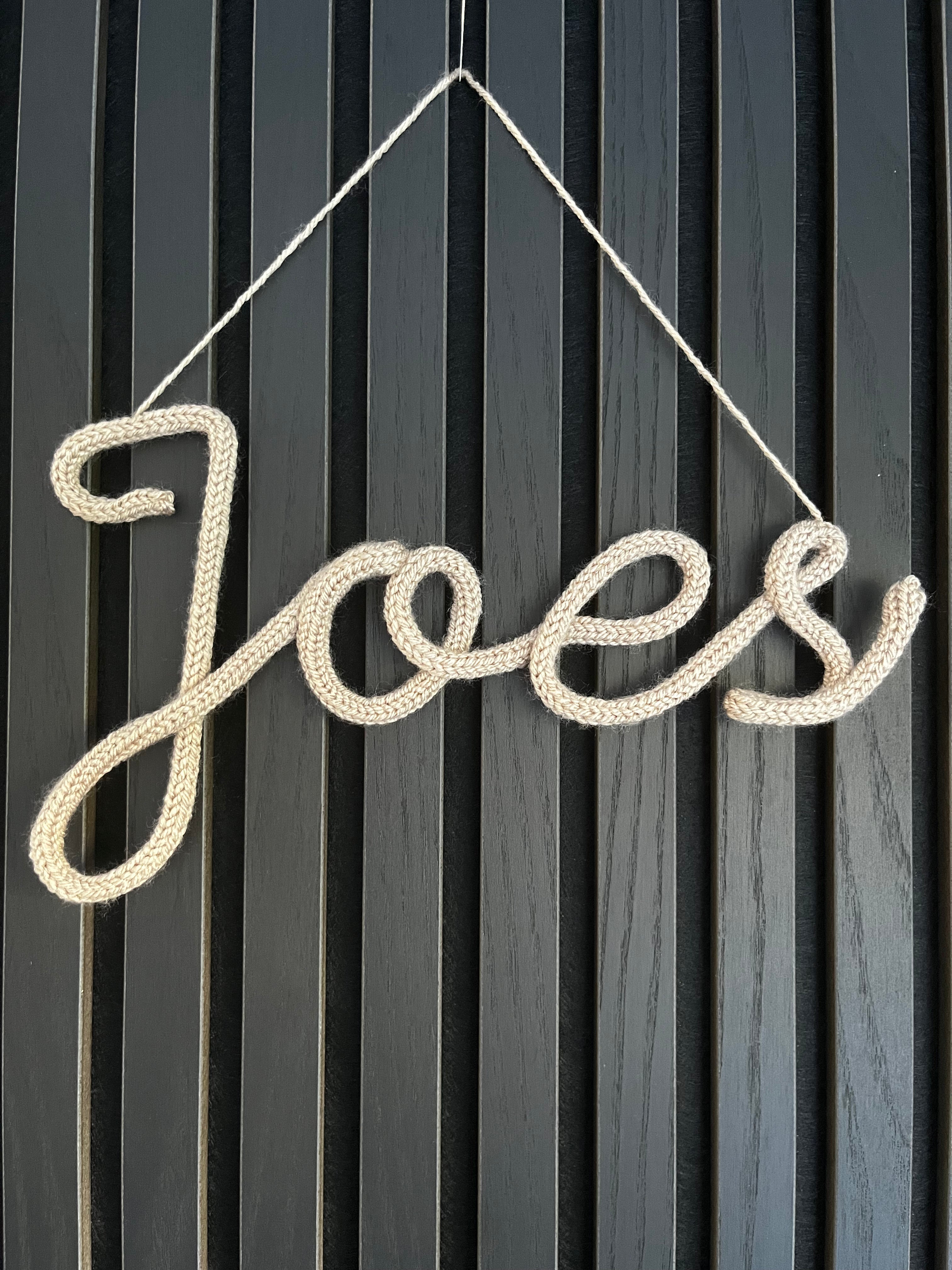 Name tag (4 letters)